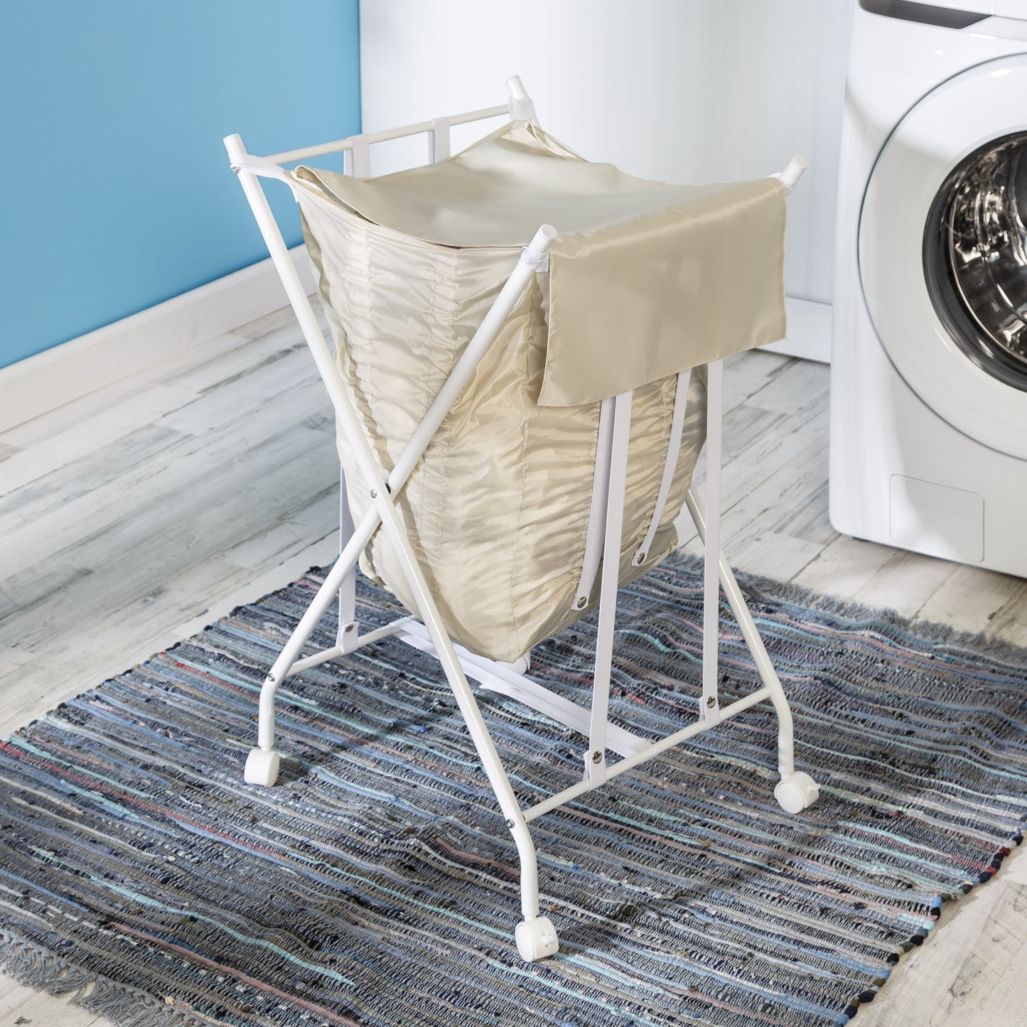 White/Natural No Bend Rolling Bounce Back Hamper