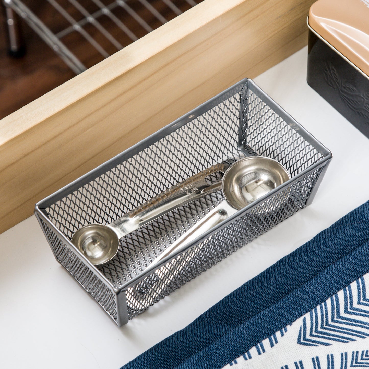 Silver 6" x 3" Wire Mesh Drawer Organizer