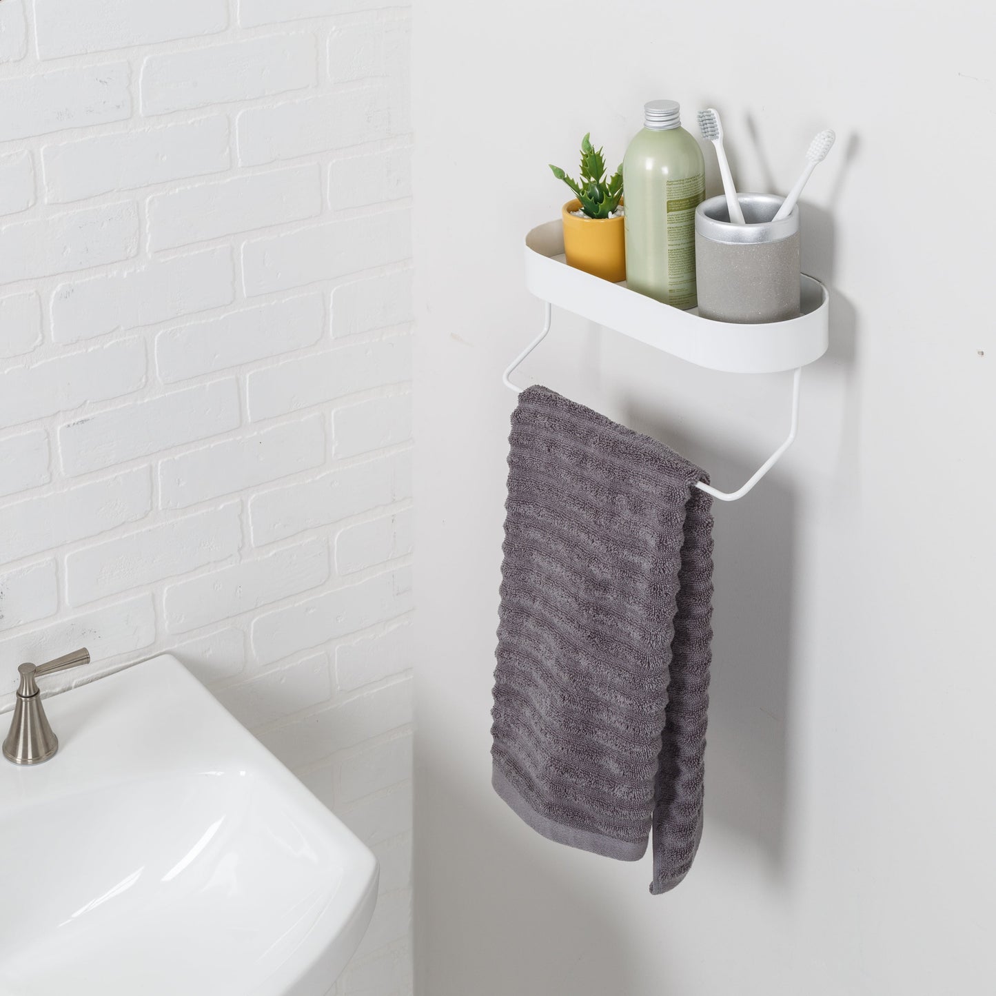 White Oval Bath Shelf with Towel Bar